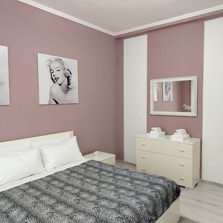Appartamento Mari Mari Casale Monferrato Bagian luar foto