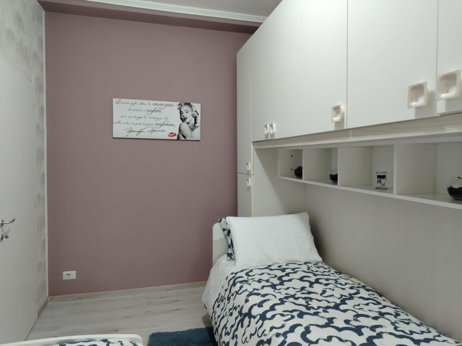 Appartamento Mari Mari Casale Monferrato Bagian luar foto